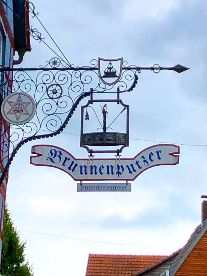 Brunnenputzer Pension Restaurant Kulsheim Buitenkant foto